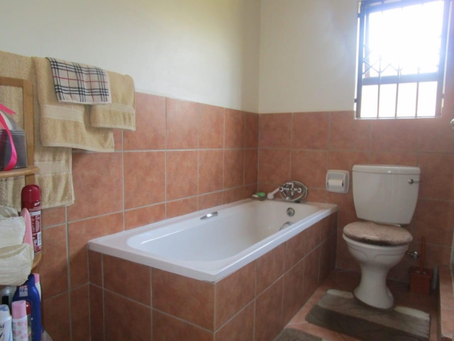2 Bedroom Property for Sale in Albertsdal Gauteng