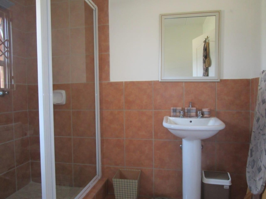2 Bedroom Property for Sale in Albertsdal Gauteng