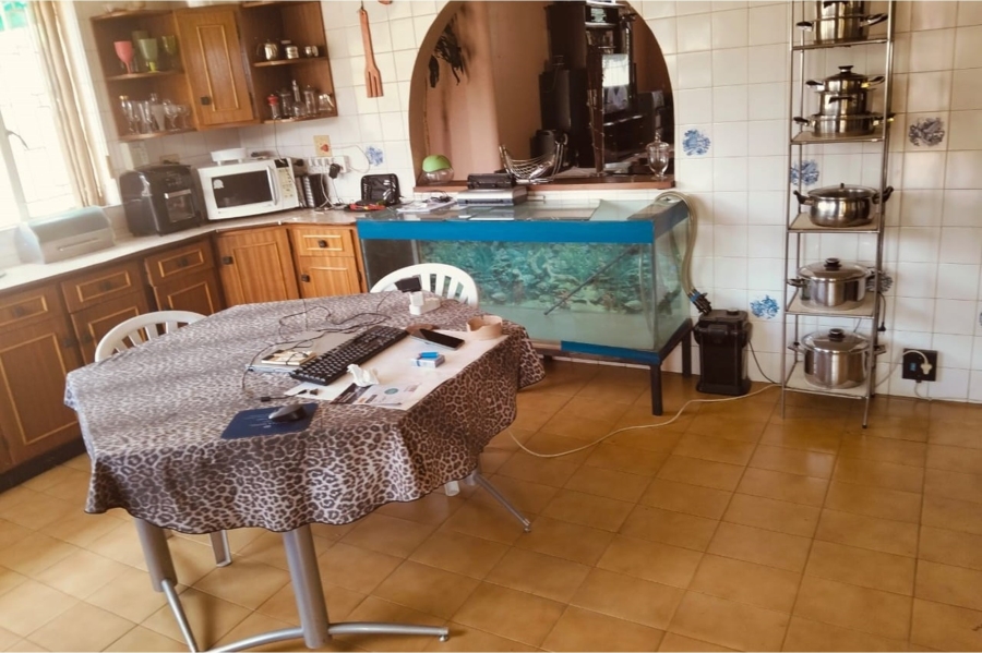 3 Bedroom Property for Sale in Kenilworth Gauteng