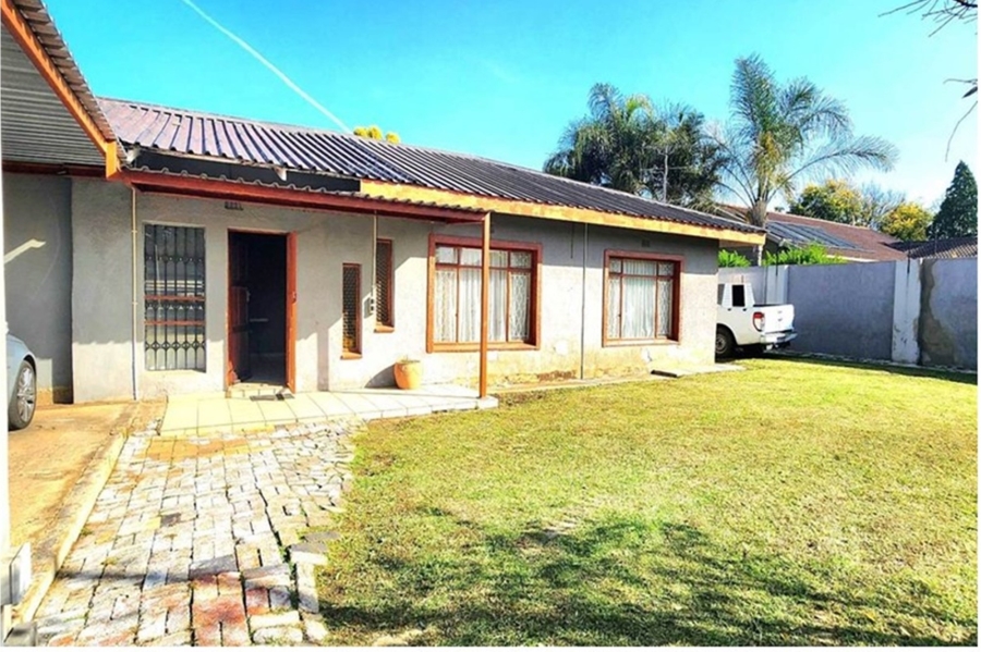 3 Bedroom Property for Sale in Raceview Gauteng
