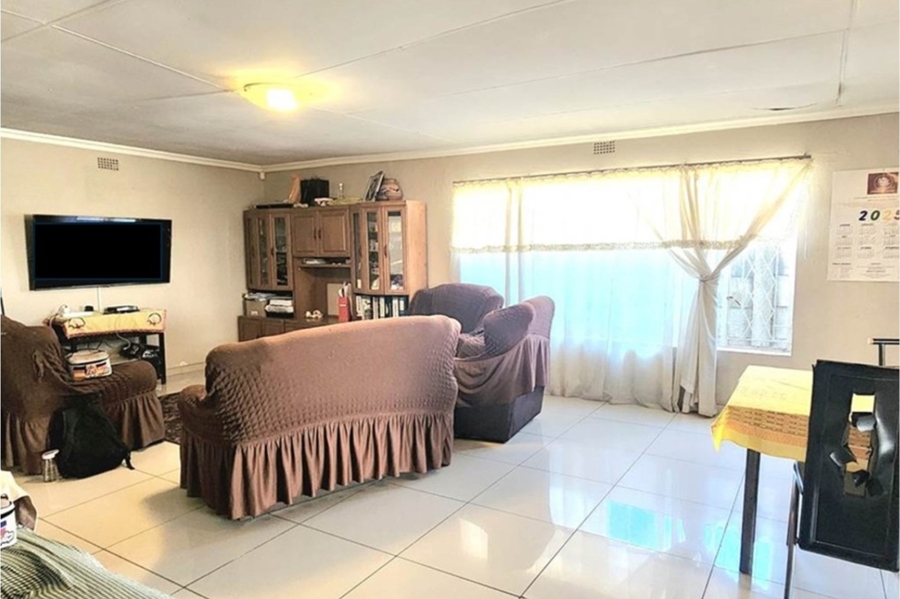 3 Bedroom Property for Sale in Raceview Gauteng