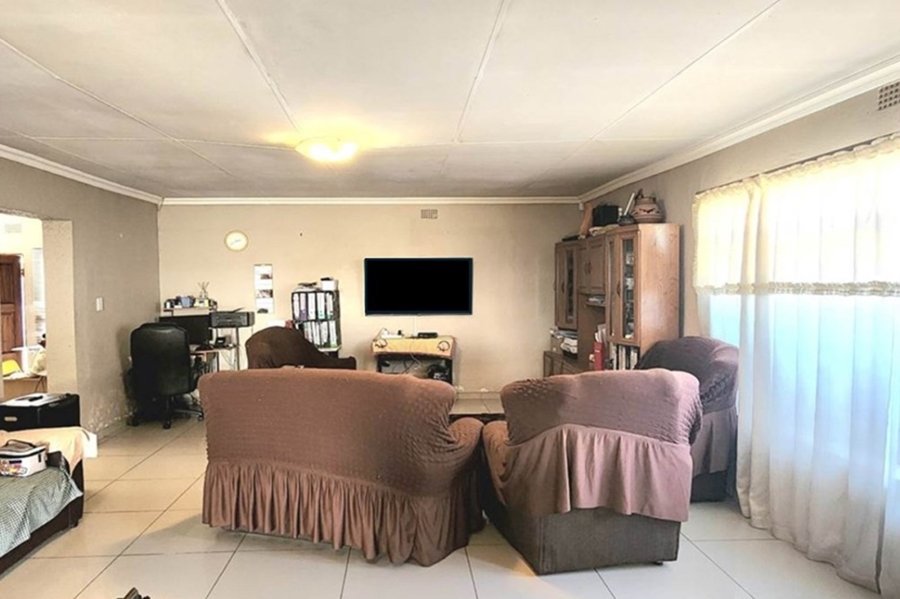3 Bedroom Property for Sale in Raceview Gauteng