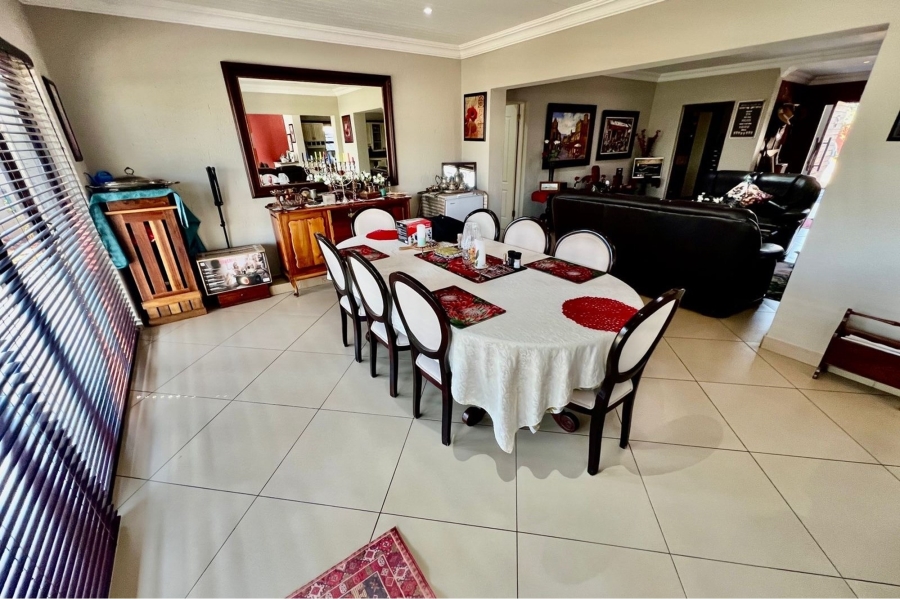 4 Bedroom Property for Sale in Eldo Meadows Gauteng