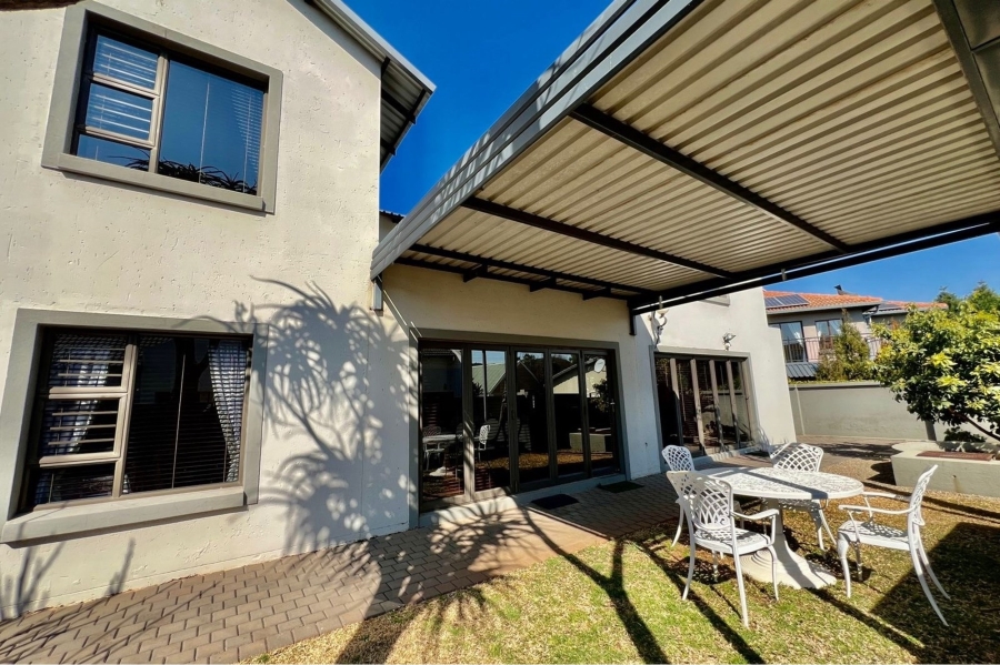4 Bedroom Property for Sale in Eldo Meadows Gauteng