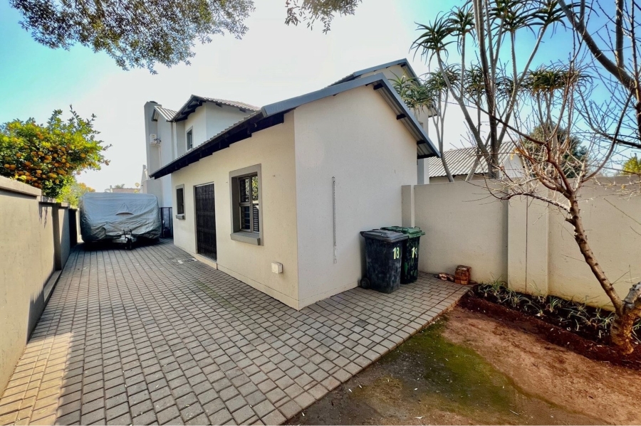 4 Bedroom Property for Sale in Eldo Meadows Gauteng
