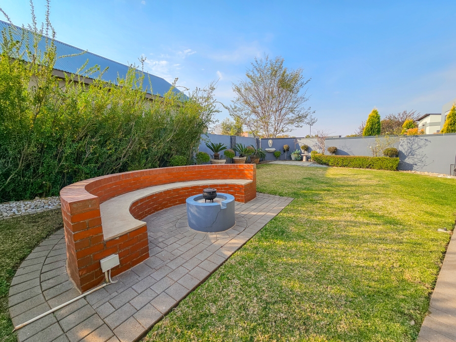 To Let 3 Bedroom Property for Rent in Midstream Meadows Gauteng