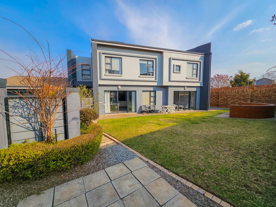 To Let 3 Bedroom Property for Rent in Midstream Meadows Gauteng