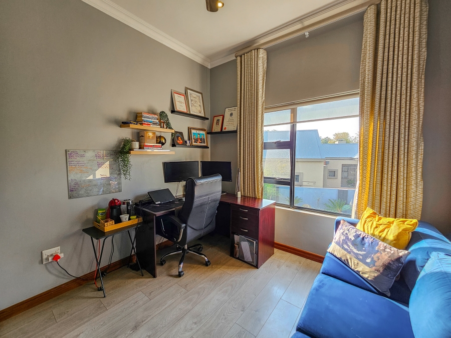 To Let 3 Bedroom Property for Rent in Midstream Meadows Gauteng
