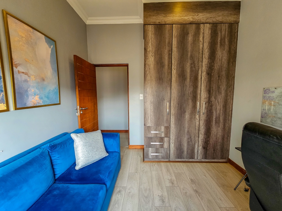 To Let 3 Bedroom Property for Rent in Midstream Meadows Gauteng