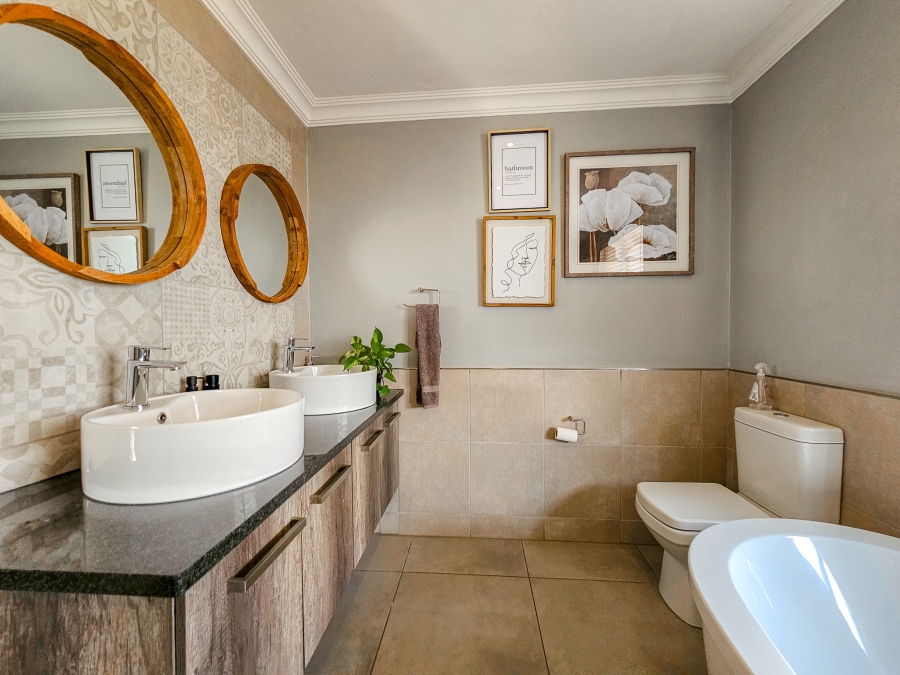 To Let 3 Bedroom Property for Rent in Midstream Meadows Gauteng