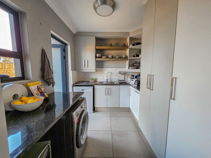 To Let 3 Bedroom Property for Rent in Midstream Meadows Gauteng
