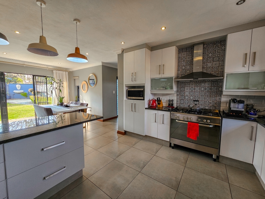 To Let 3 Bedroom Property for Rent in Midstream Meadows Gauteng