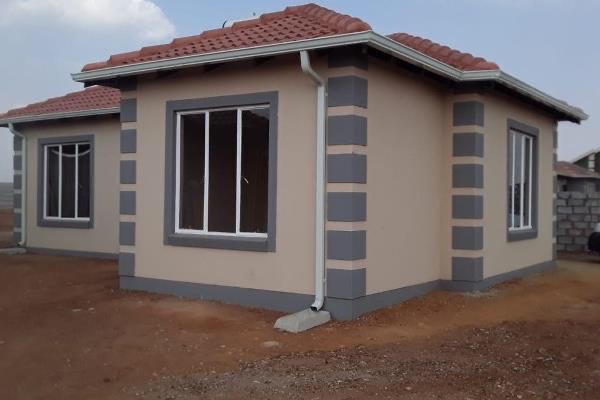 To Let 2 Bedroom Property for Rent in Crystal Park Gauteng