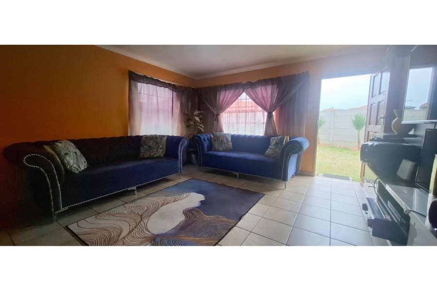To Let 4 Bedroom Property for Rent in Leopard