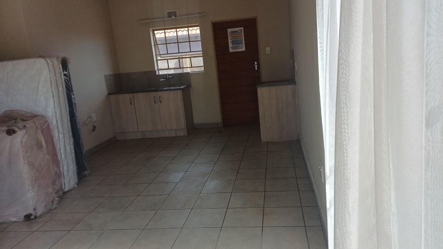 To Let 3 Bedroom Property for Rent in Sky City Gauteng