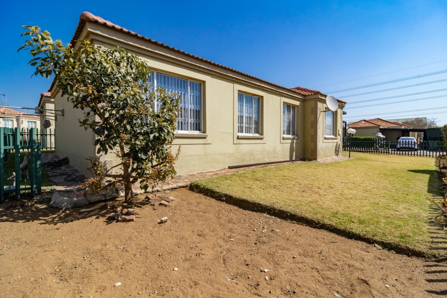 3 Bedroom Property for Sale in Elandspark Gauteng