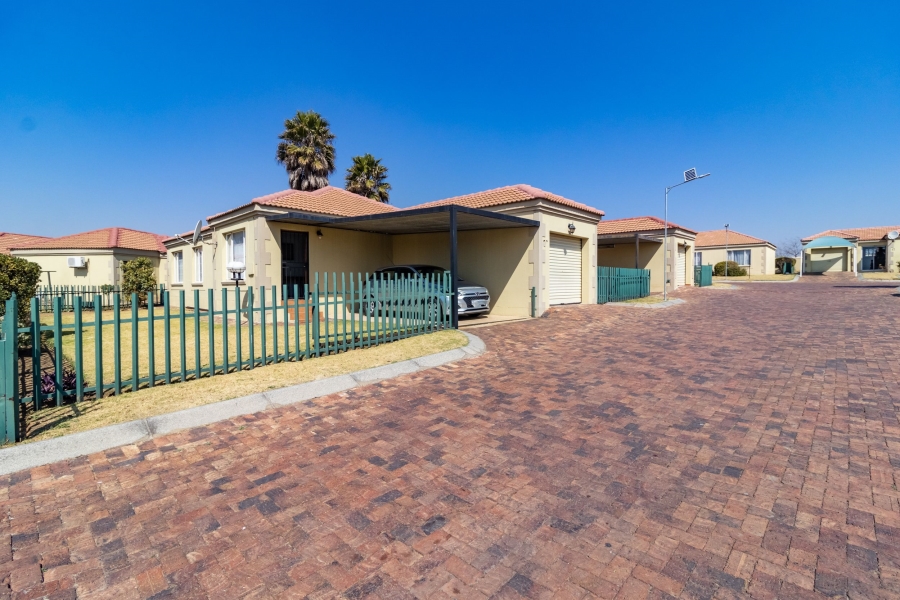 3 Bedroom Property for Sale in Elandspark Gauteng