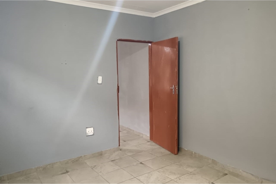 3 Bedroom Property for Sale in Ormonde Gauteng