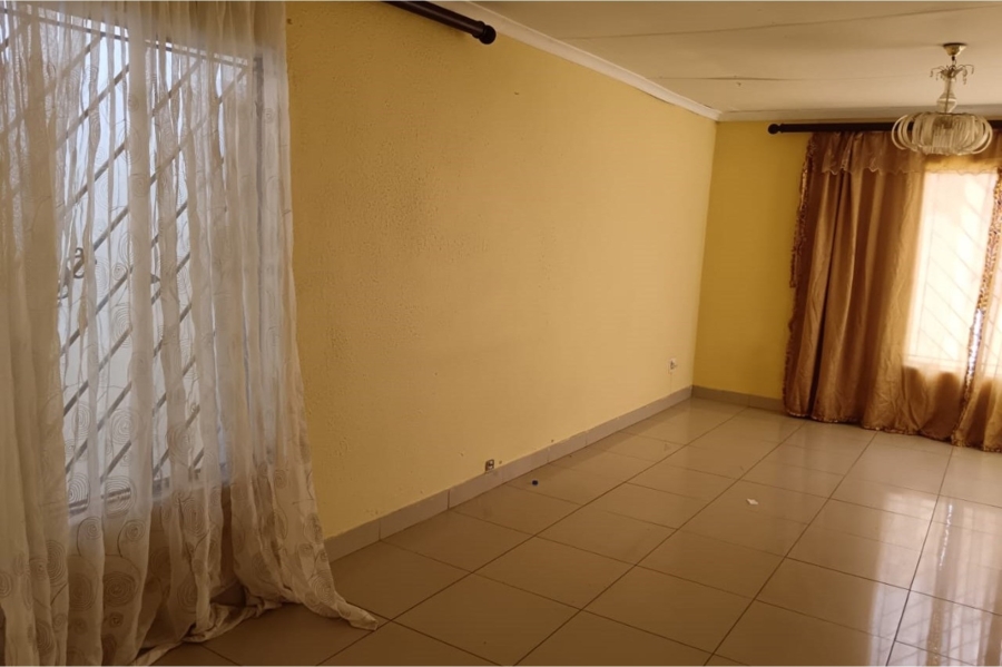 3 Bedroom Property for Sale in Ormonde Gauteng