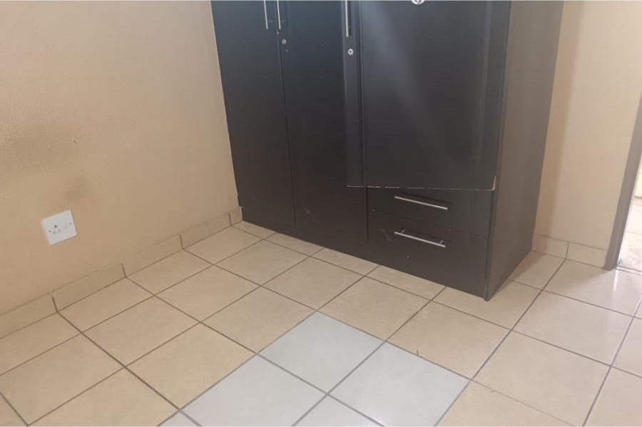 3 Bedroom Property for Sale in Ormonde Gauteng