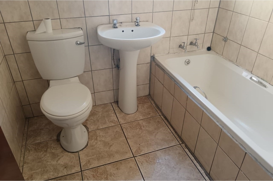 3 Bedroom Property for Sale in Ormonde Gauteng