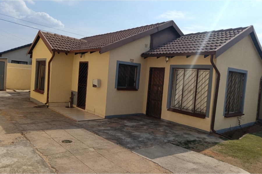3 Bedroom Property for Sale in Ormonde Gauteng