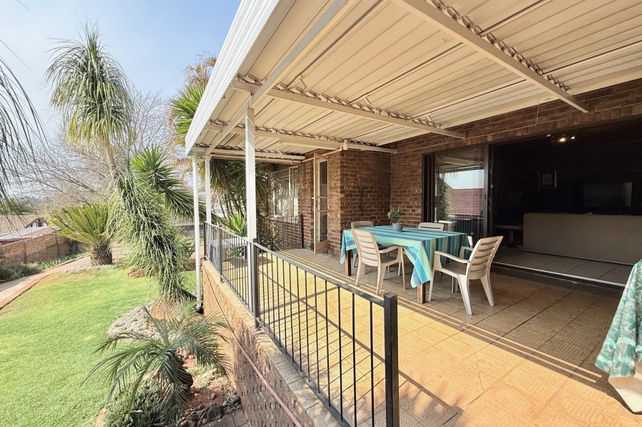 4 Bedroom Property for Sale in Wingate Park Gauteng