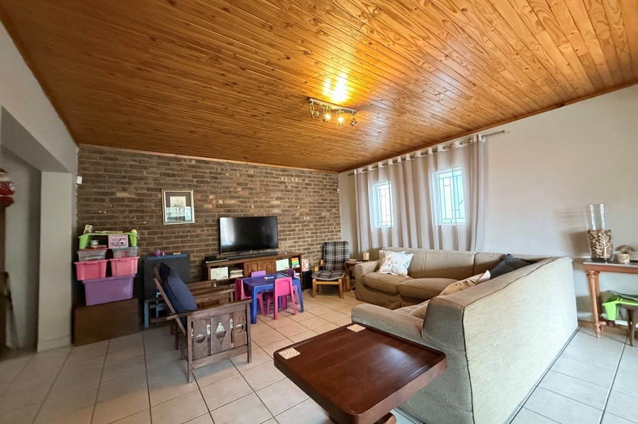 4 Bedroom Property for Sale in Wingate Park Gauteng