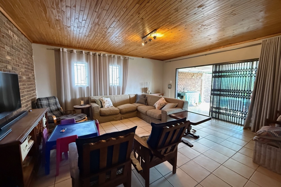 4 Bedroom Property for Sale in Wingate Park Gauteng