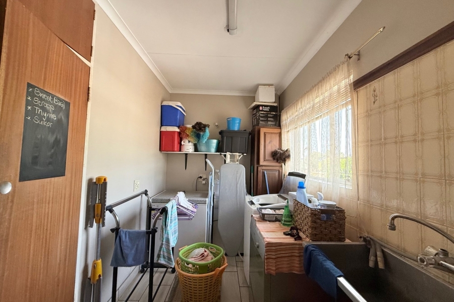 4 Bedroom Property for Sale in Wingate Park Gauteng