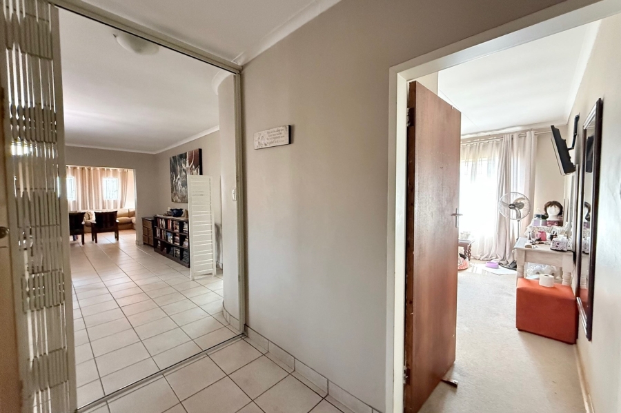 4 Bedroom Property for Sale in Wingate Park Gauteng