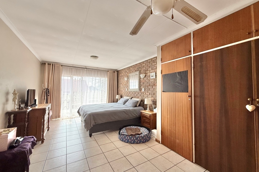 4 Bedroom Property for Sale in Wingate Park Gauteng