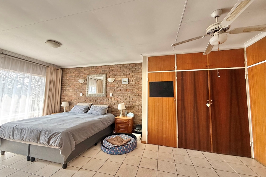 4 Bedroom Property for Sale in Wingate Park Gauteng
