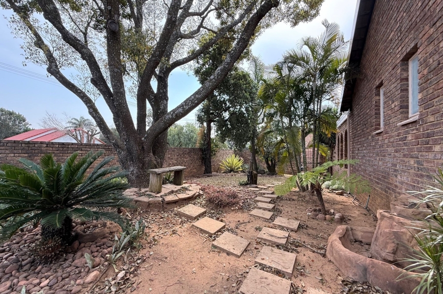4 Bedroom Property for Sale in Wingate Park Gauteng