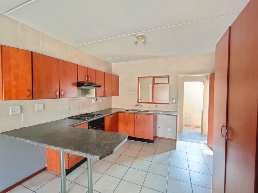 To Let 2 Bedroom Property for Rent in Winchester Hills Gauteng