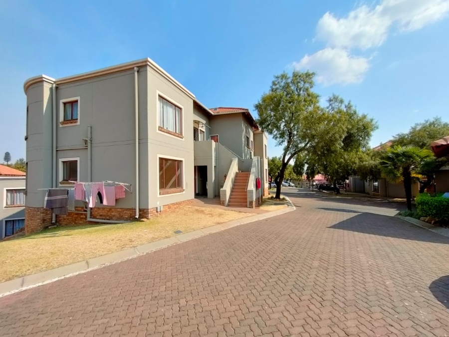 To Let 2 Bedroom Property for Rent in Winchester Hills Gauteng