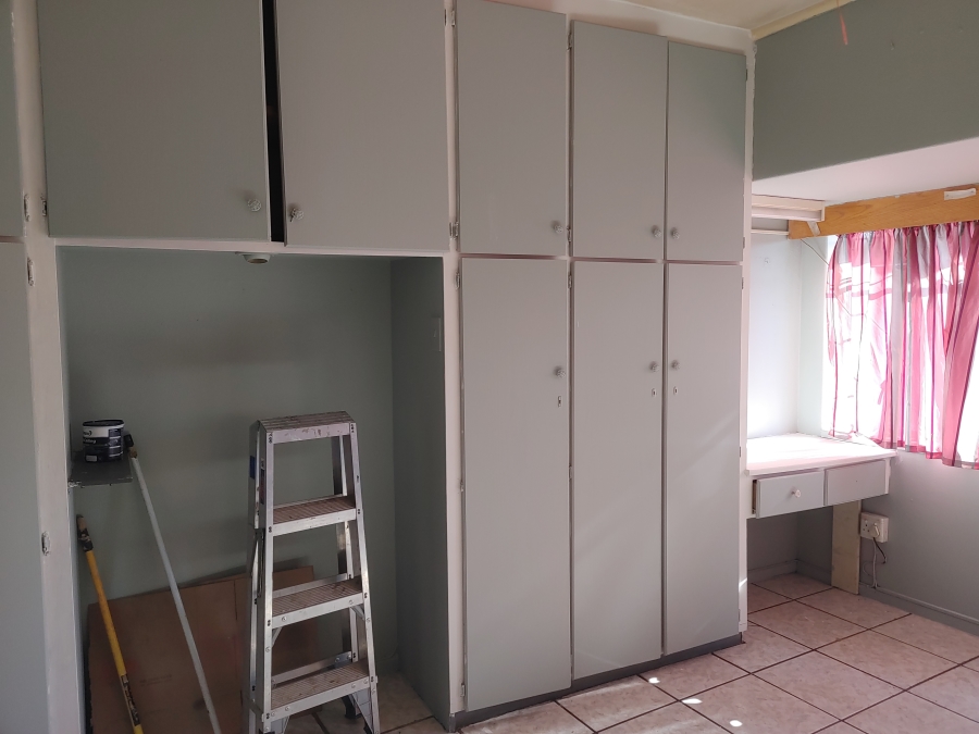1 Bedroom Property for Sale in Vanderbijlpark CE Gauteng