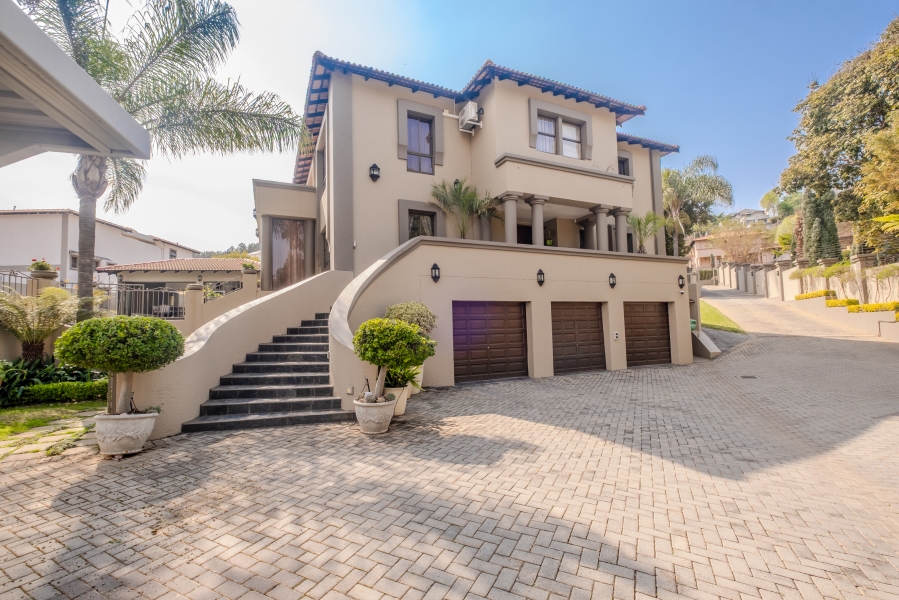 5 Bedroom Property for Sale in Waterkloof Ridge Gauteng