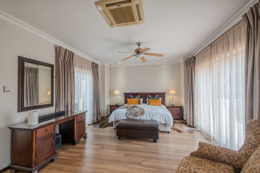5 Bedroom Property for Sale in Waterkloof Ridge Gauteng
