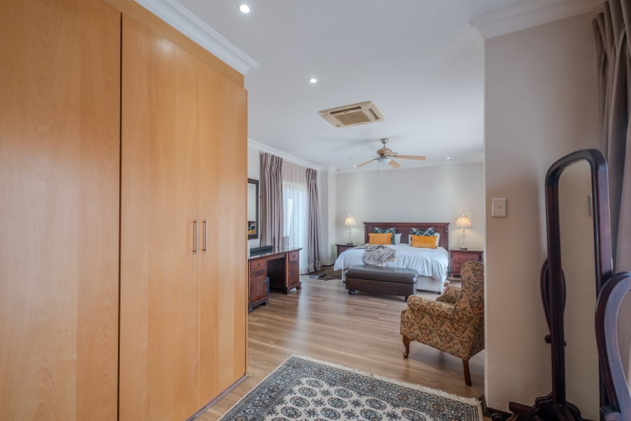 5 Bedroom Property for Sale in Waterkloof Ridge Gauteng