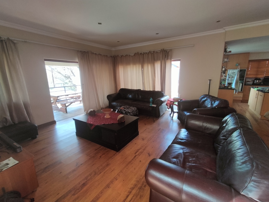 4 Bedroom Property for Sale in Pretoria North Gauteng