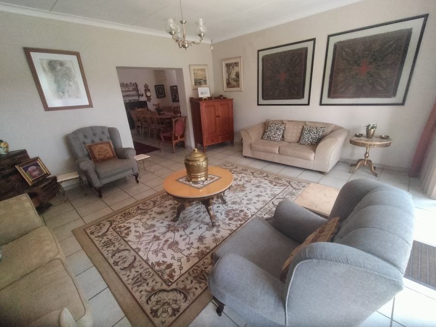 6 Bedroom Property for Sale in Pretoria North Gauteng