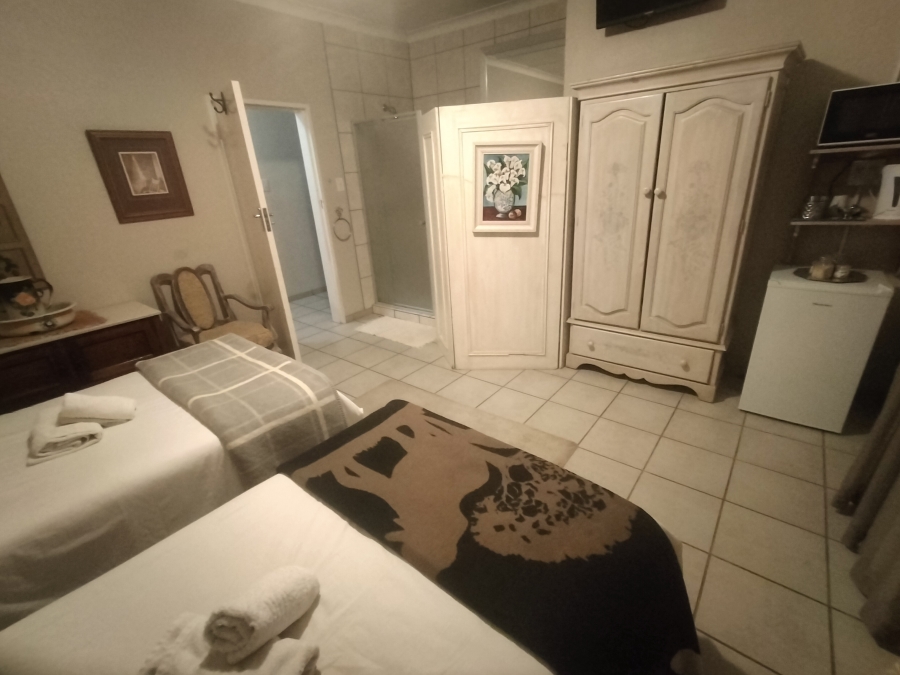 6 Bedroom Property for Sale in Pretoria North Gauteng