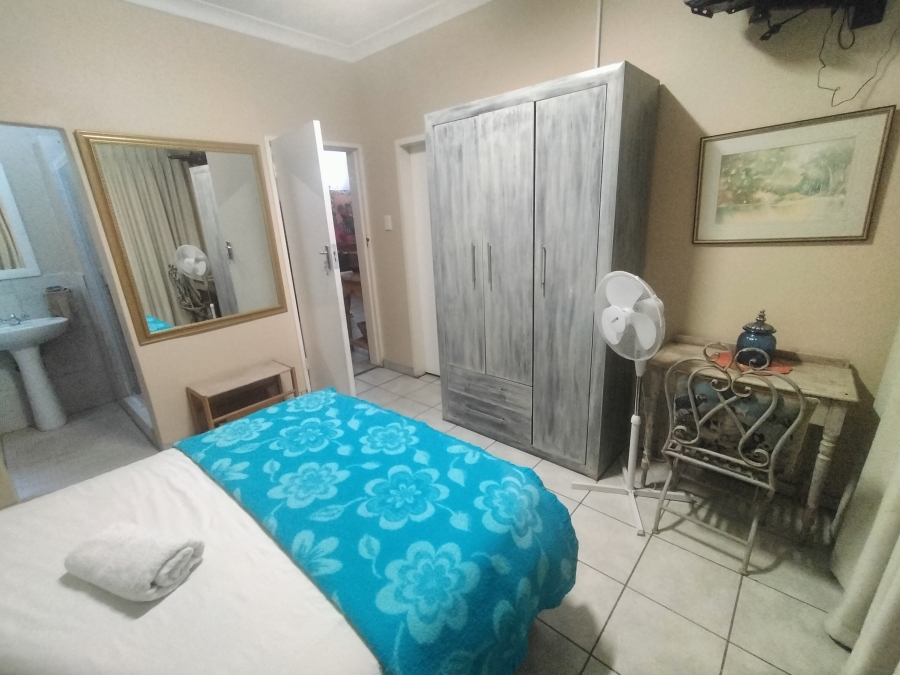 6 Bedroom Property for Sale in Pretoria North Gauteng