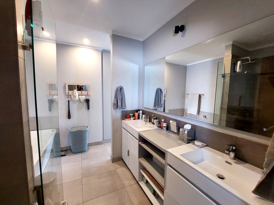 3 Bedroom Property for Sale in Waterkloof Gauteng