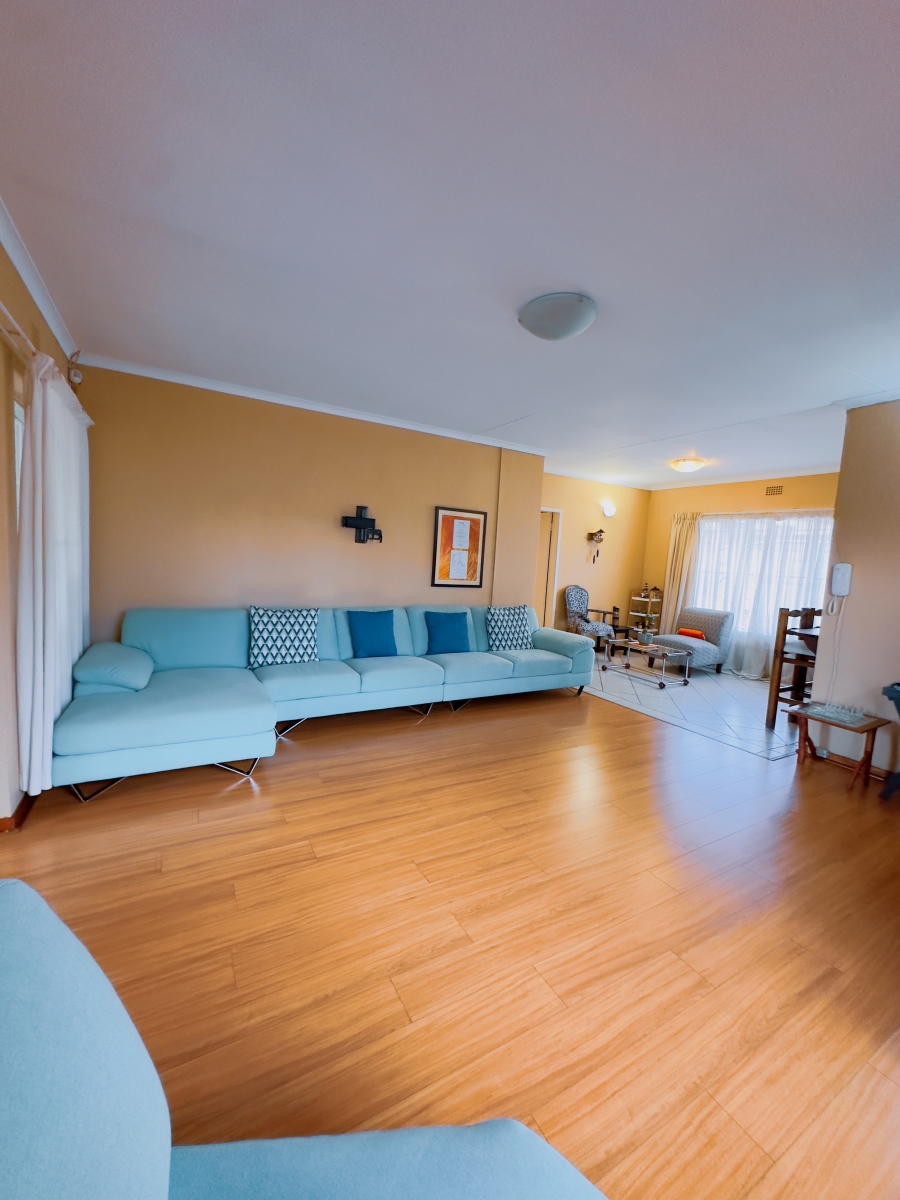 3 Bedroom Property for Sale in Vorna Valley Gauteng