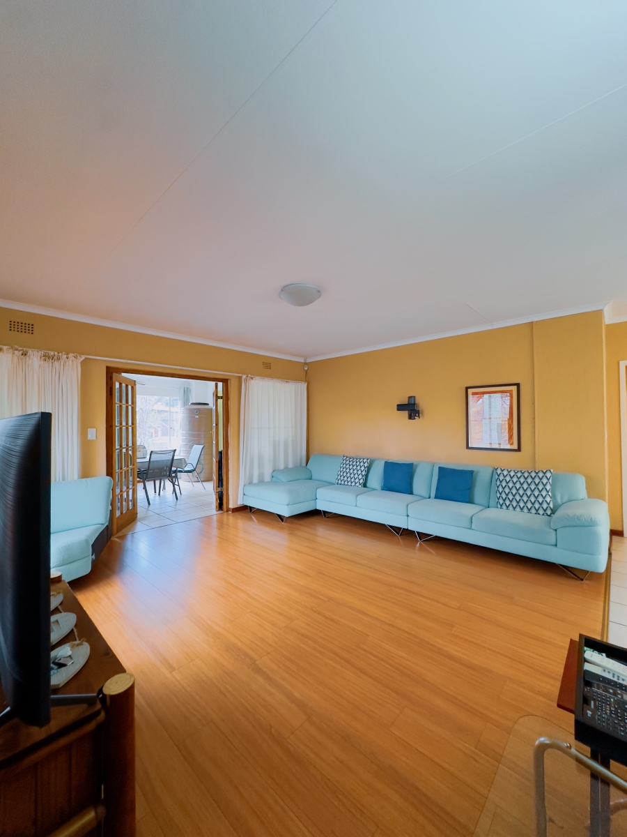 3 Bedroom Property for Sale in Vorna Valley Gauteng