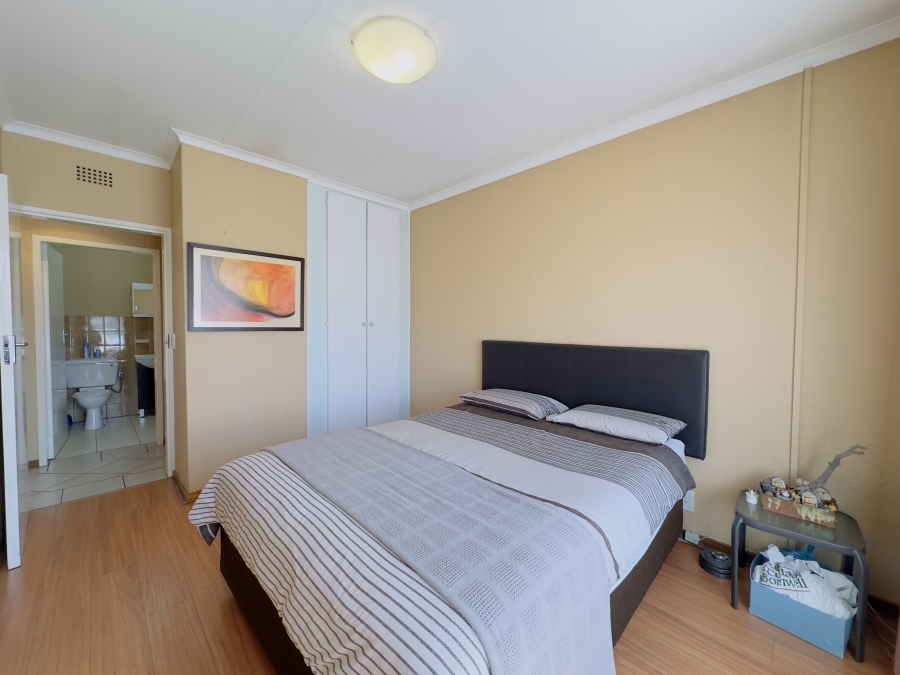 3 Bedroom Property for Sale in Vorna Valley Gauteng