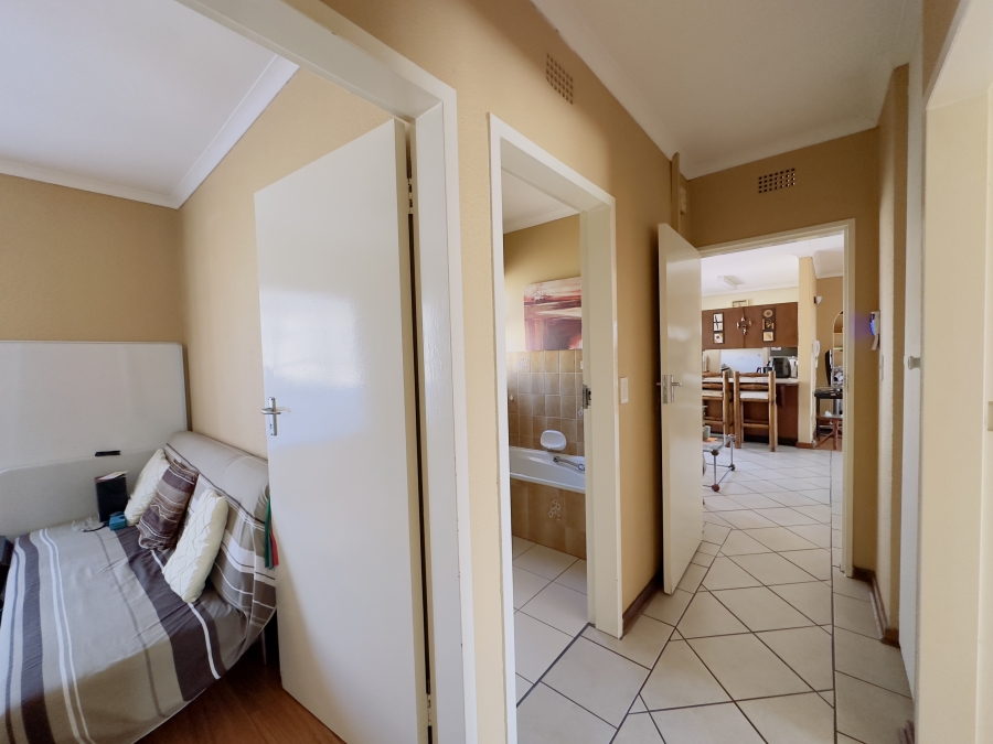 3 Bedroom Property for Sale in Vorna Valley Gauteng