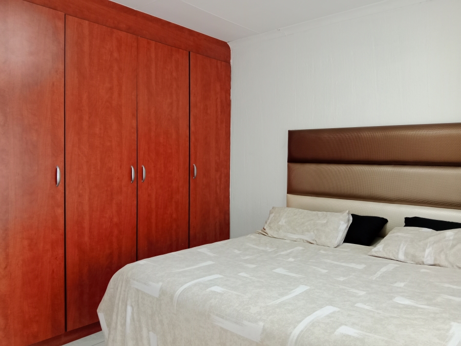 3 Bedroom Property for Sale in Brackenhurst Gauteng
